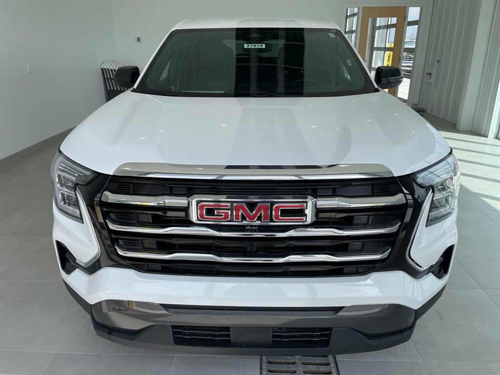 Used 2025 GMC Terrain Elevation AWD/4WD image 8