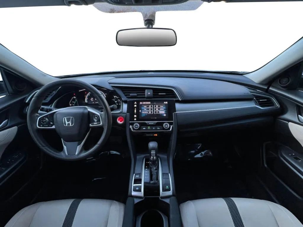 Used 2018 Honda Civic EX image 10