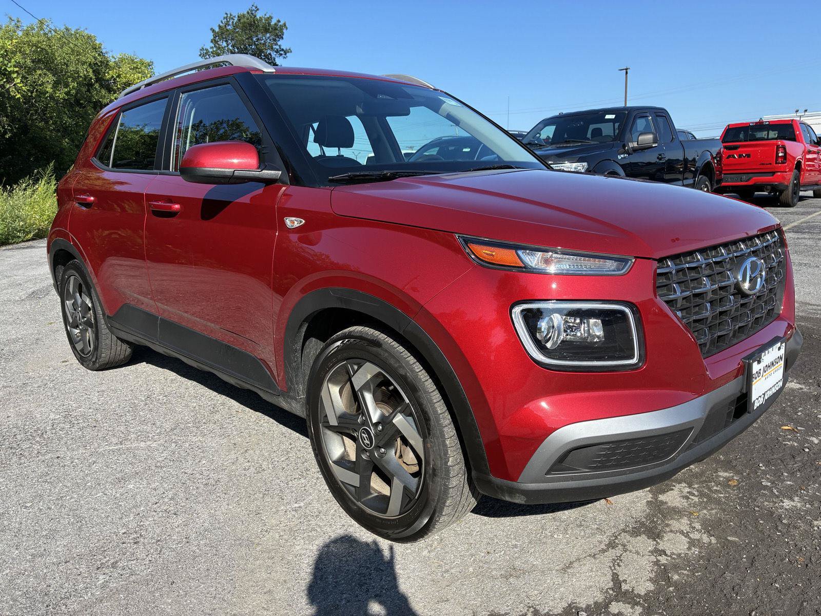 Used 2023 Hyundai Venue Limited w/ Cargo Package