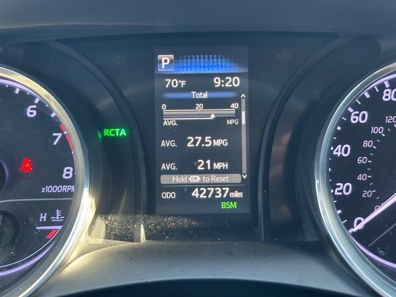 Used 2019 Toyota Camry LE w/ Convenience Package FWD image 23