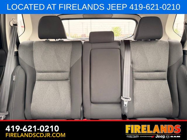 Used 2025 Nissan Rogue SV FWD image 27