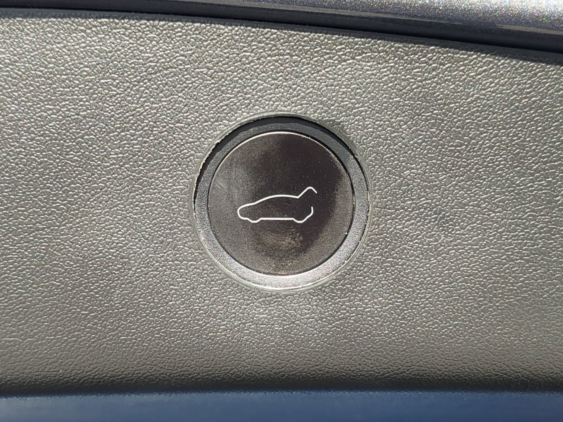 Used 2023 Tesla Model 3 Standard Range RWD image 47