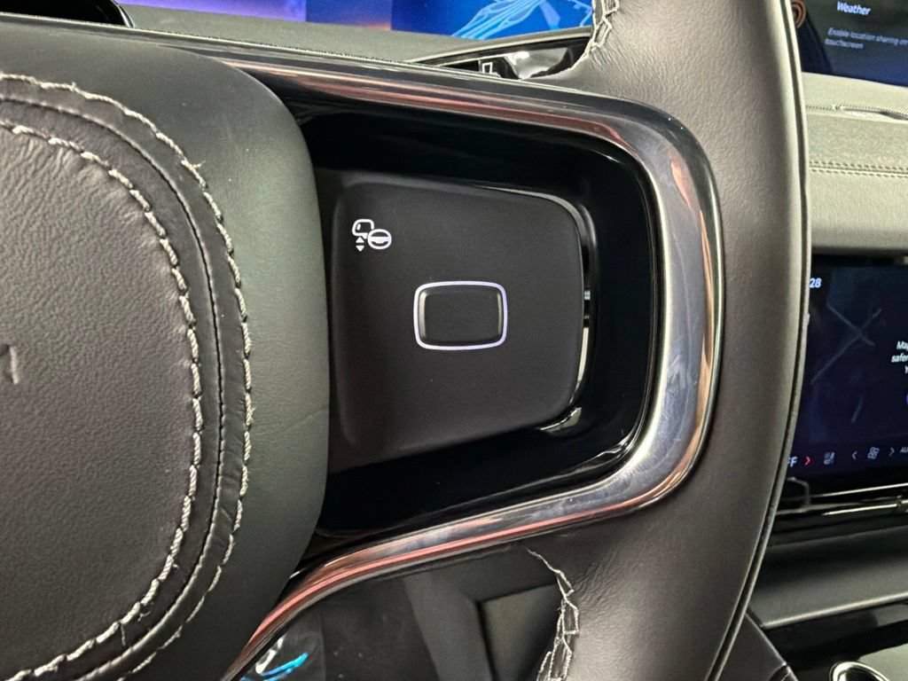 New 2026 Lincoln Navigator Reserve w/ Jet Appearance Package AWD/4WD image 21