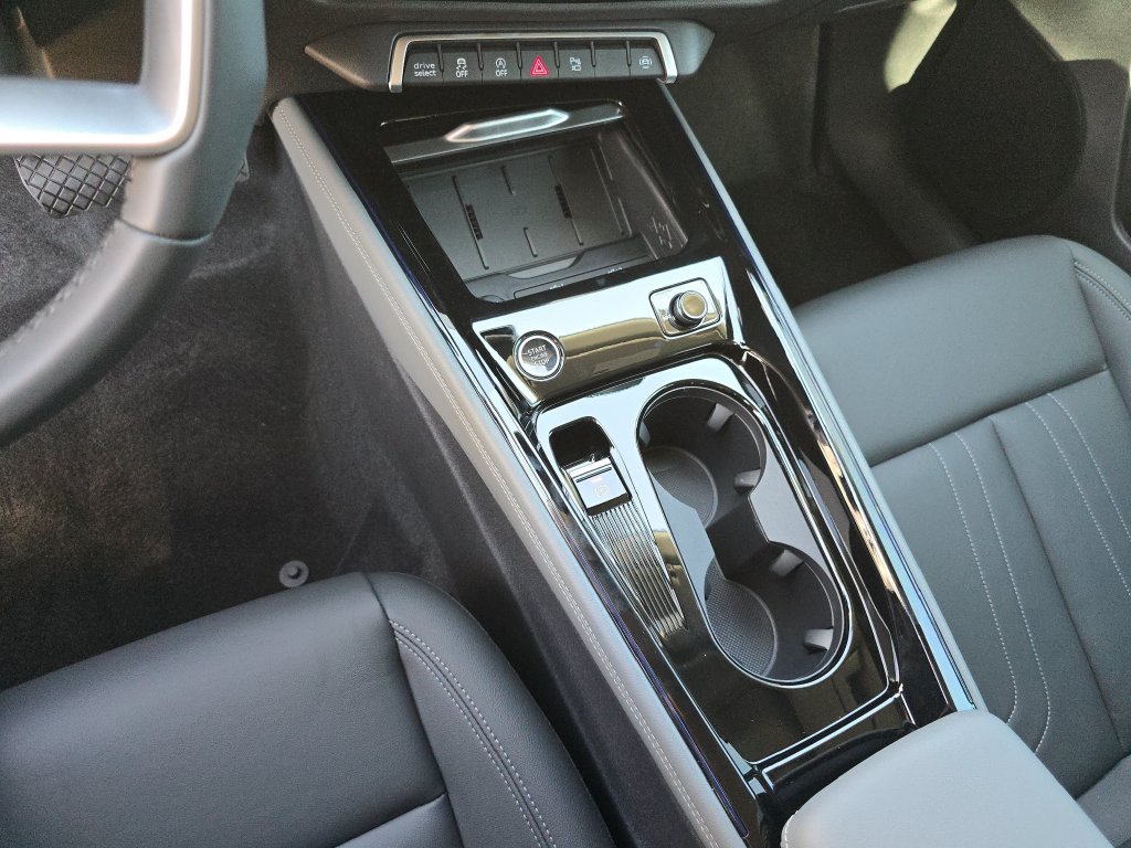 New 2026 Audi Q3 quattro 2.0T AWD/4WD image 28