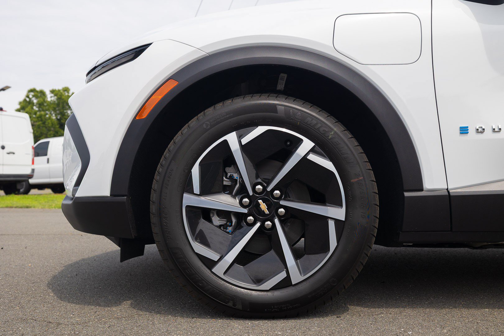 New 2026 Chevrolet Equinox EV LT FWD image 40