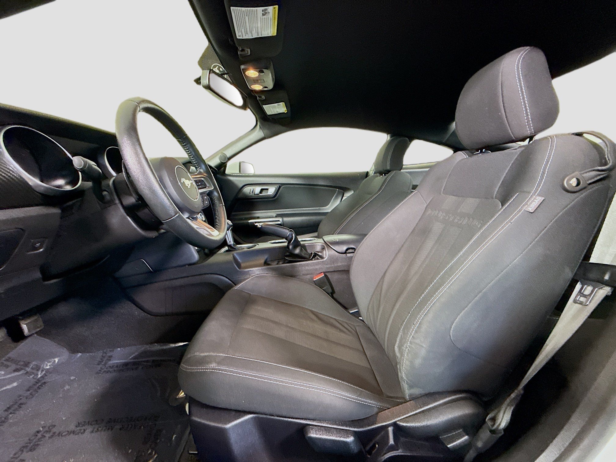 Used 2019 Ford Mustang Coupe RWD image 22