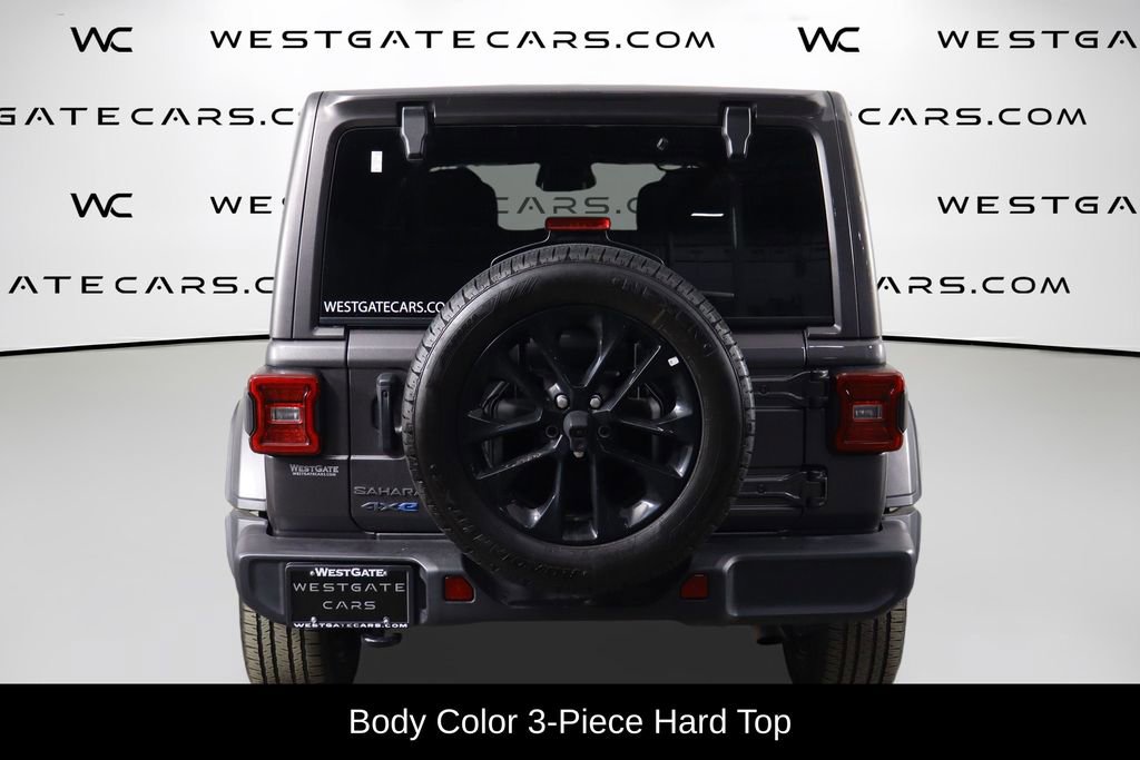 Used 2025 Jeep Wrangler Unlimited Sahara AWD/4WD image 4