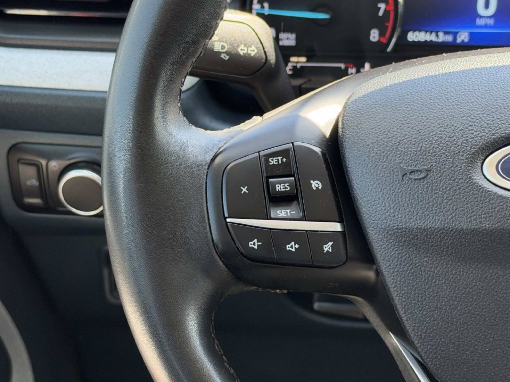 Certified 2023 Ford Maverick AWD SuperCrew image 13