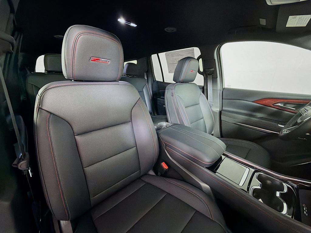 New 2026 Chevrolet Traverse Z71 w/ Enhanced Driving Package AWD/4WD image 25