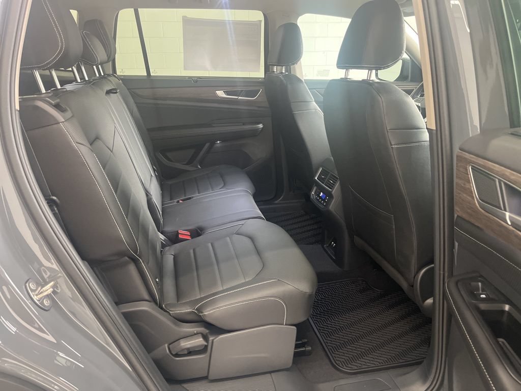 New 2026 Volkswagen Atlas SEL AWD/4WD image 37