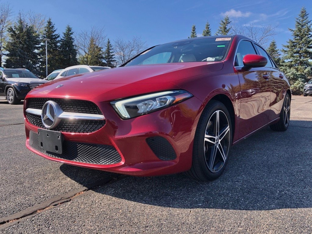 Certified 2021 Mercedes-Benz A 220 4MATIC image 3