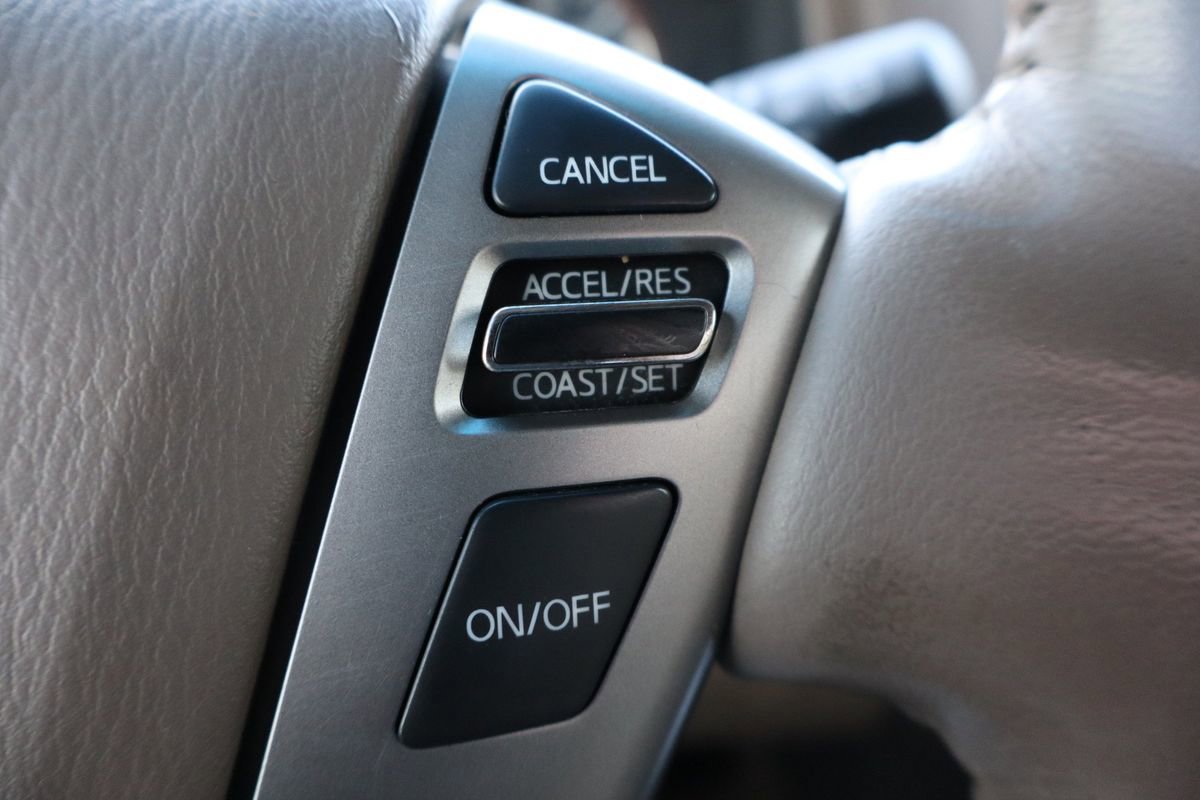 Used 2014 Nissan Armada Platinum w/ 2nd Row Captain Seat Package image 33