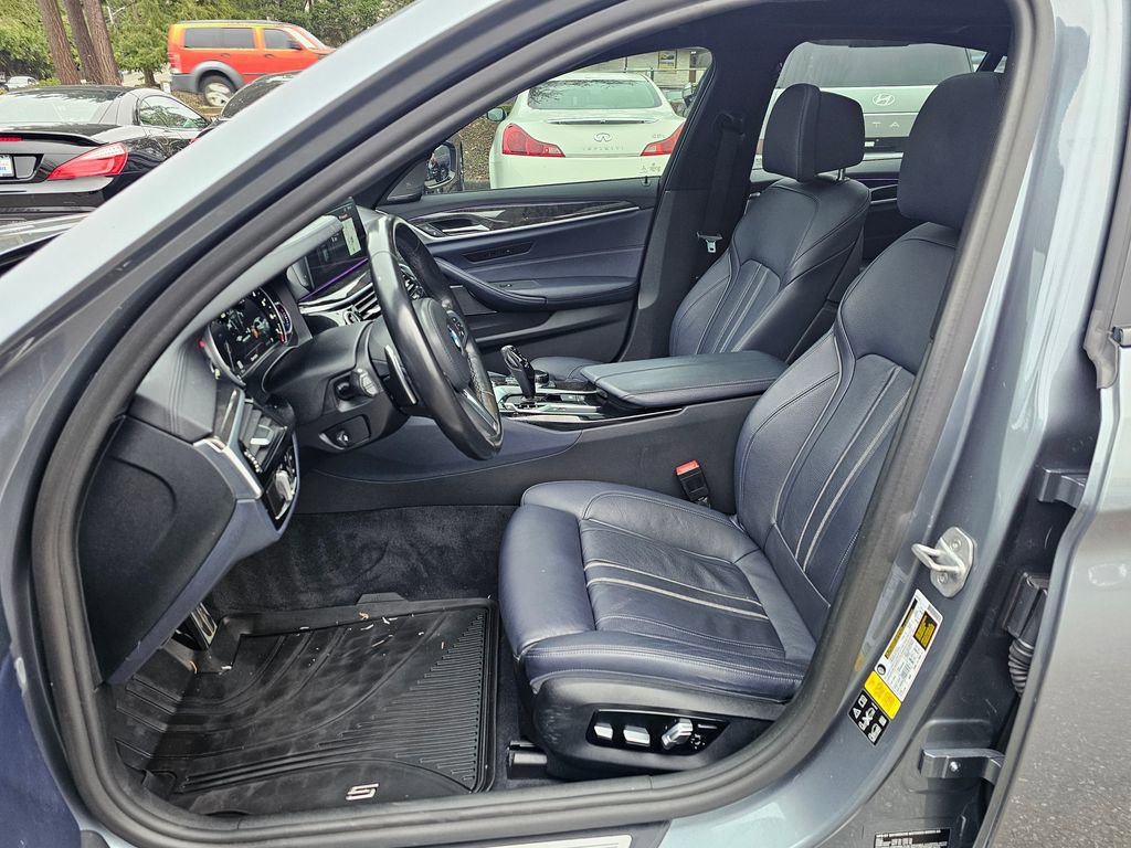 Used 2018 BMW M550i xDrive AWD/4WD image 21
