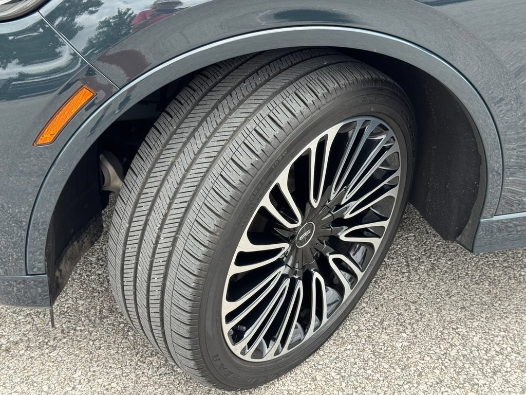Used 2025 Lincoln Aviator Black Label AWD/4WD image 46