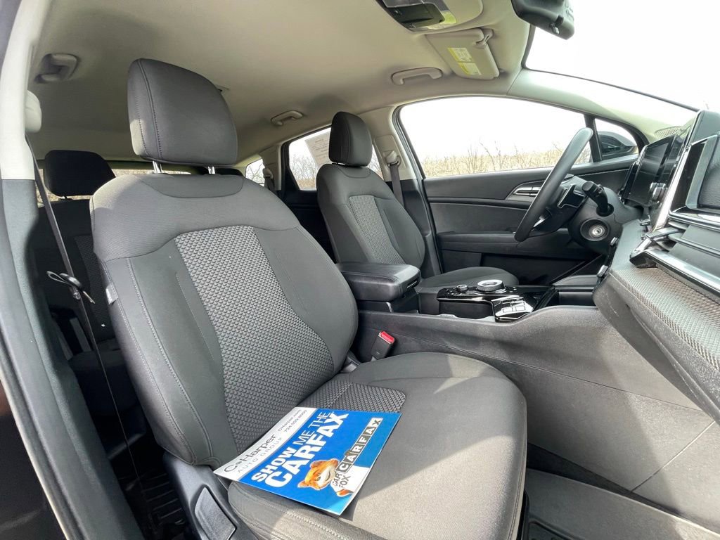 Certified 2023 Kia Sportage LX image 14
