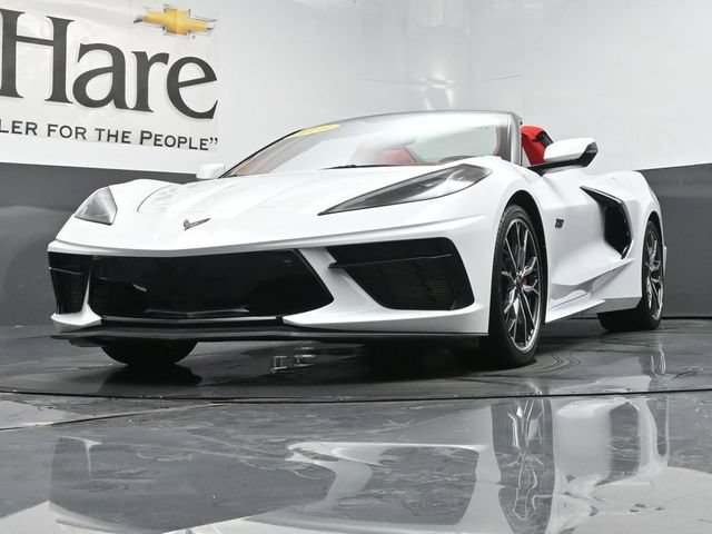 Used 2023 Chevrolet Corvette Stingray Premium Conv w/ Z51 Performance Package RWD image 4