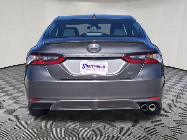 Used 2024 Toyota Camry SE w/ Cold Weather Package image 7