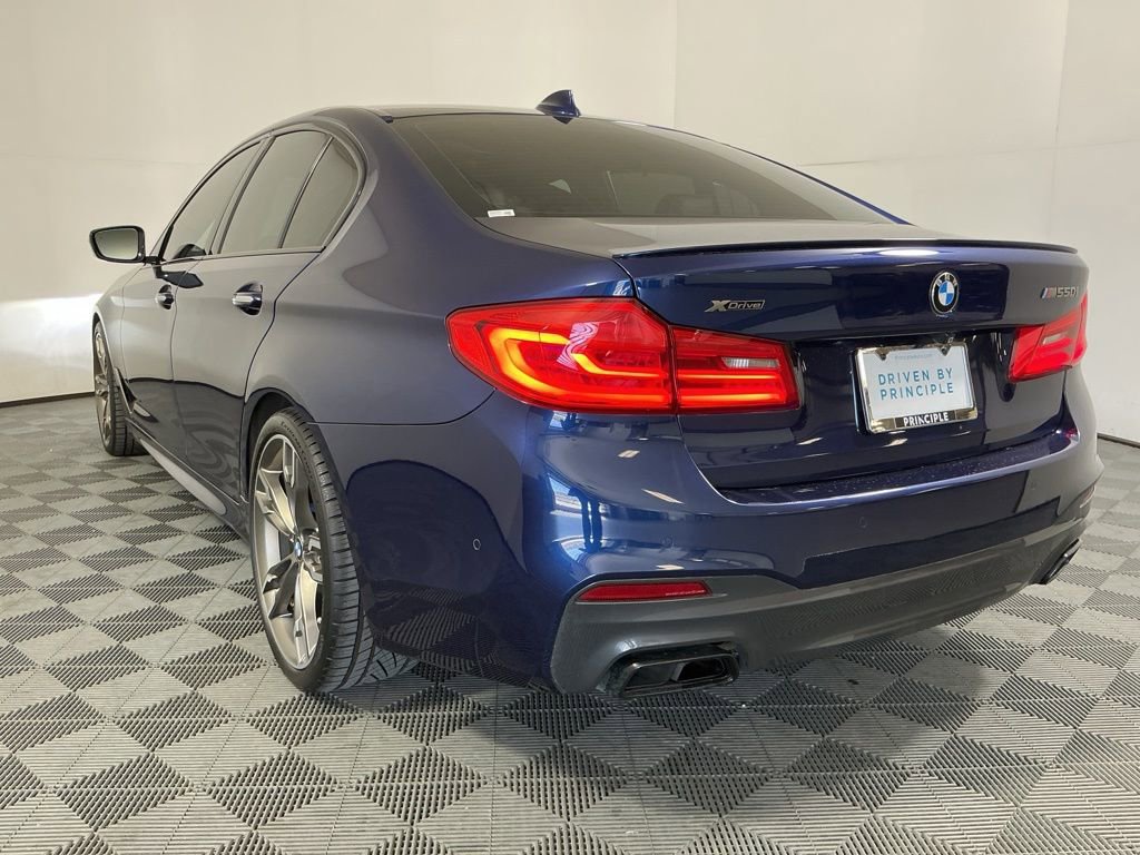Used 2018 BMW M550i xDrive image 7