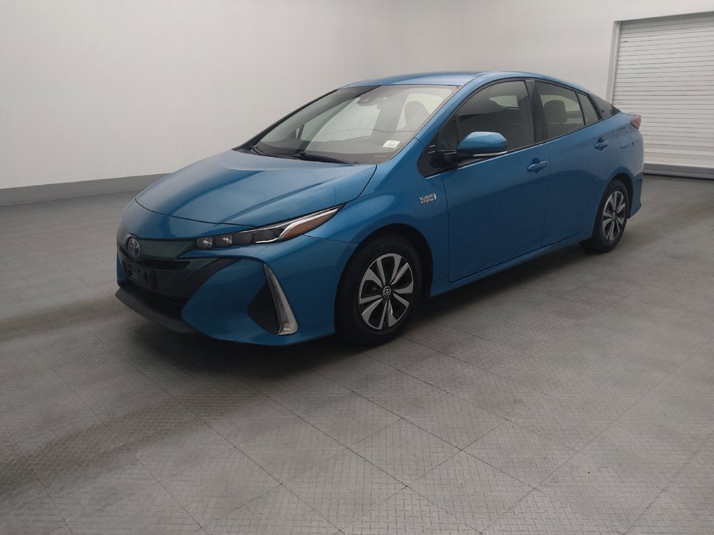 Used 2018 Toyota Prius Prime Plus image 2