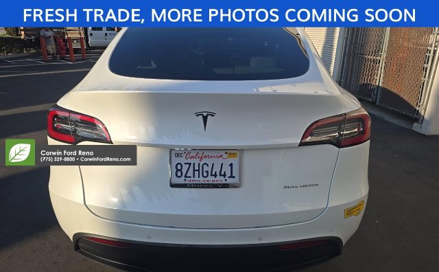 Used 2022 Tesla Model Y Long Range AWD/4WD image 6