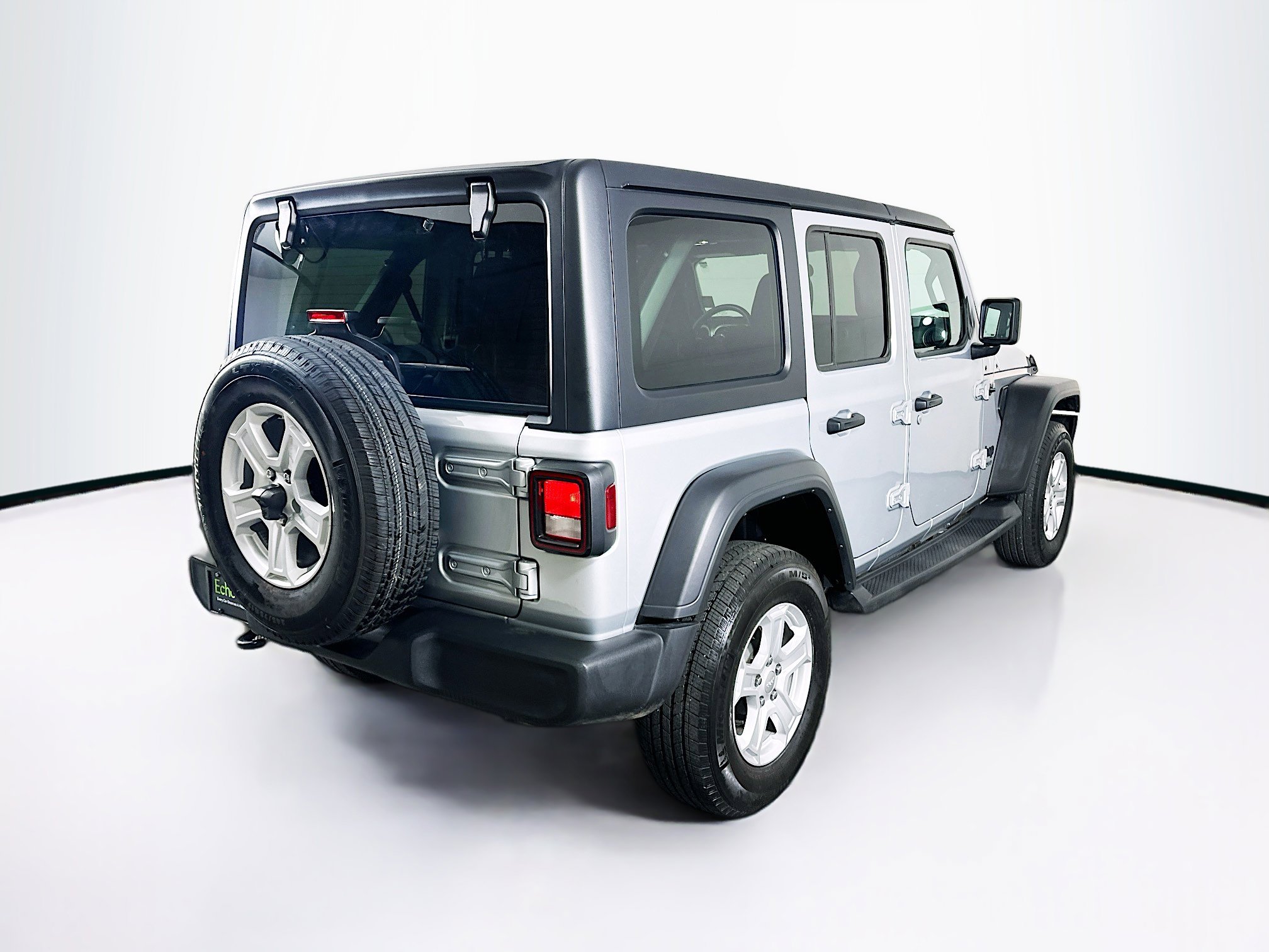 Used 2022 Jeep Wrangler Sport S image 9