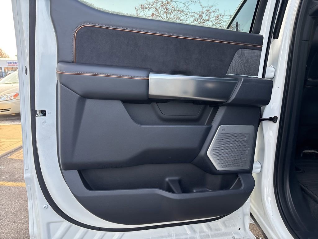 Used 2024 Ford F350 Platinum image 38