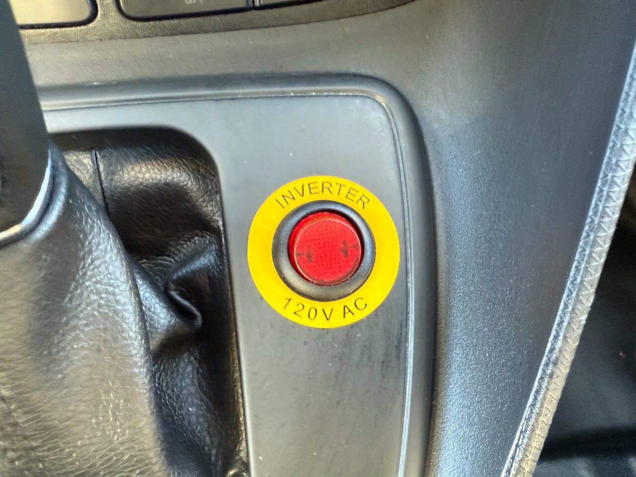 Used 2020 Ford Transit Connect XL image 25