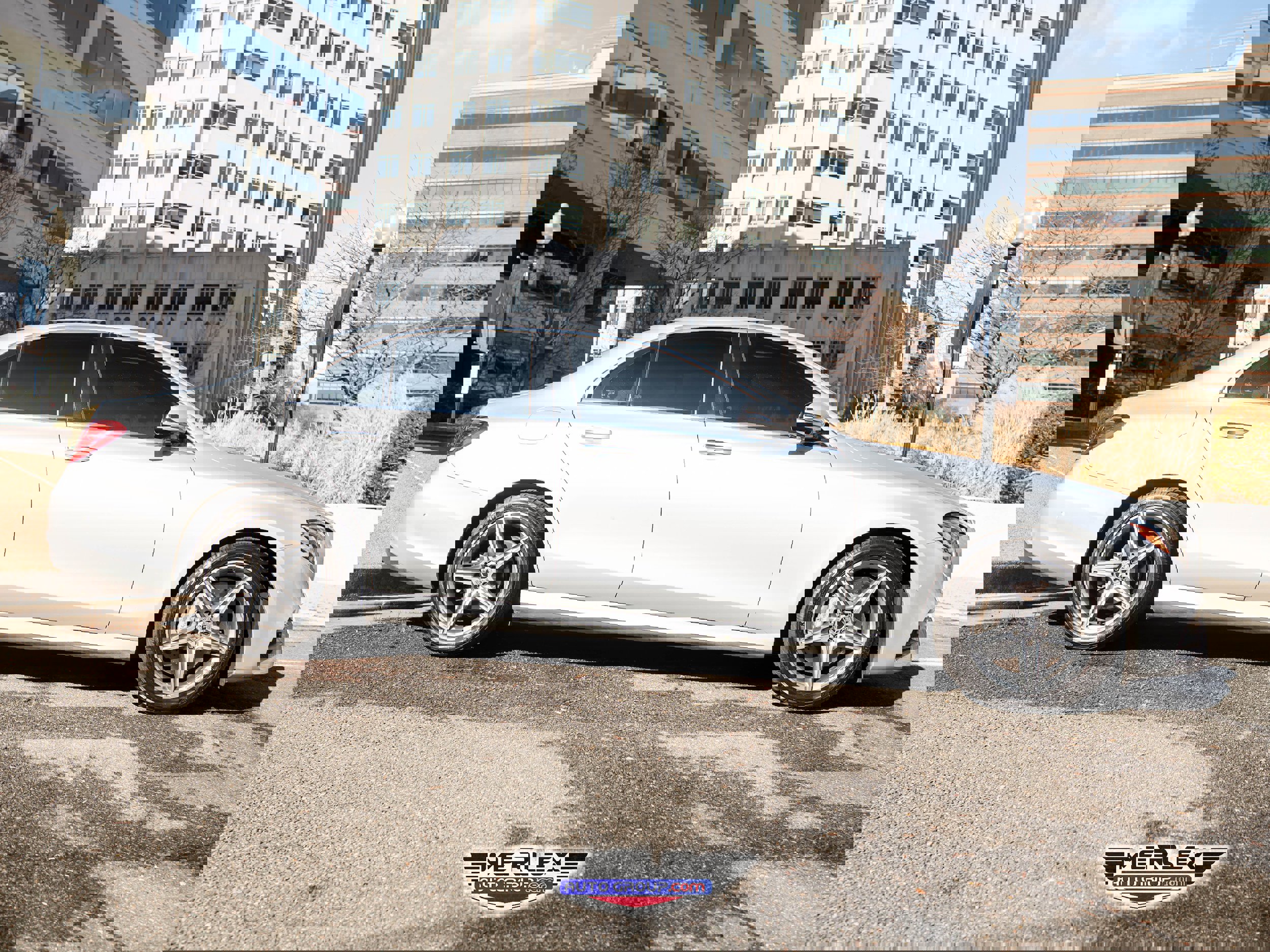 Used 2017 Mercedes-Benz E 300 image 8