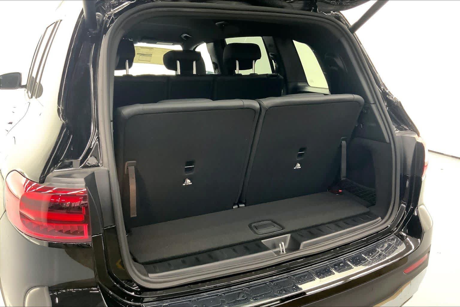 New 2026 Mercedes-Benz GLB 250 image 17