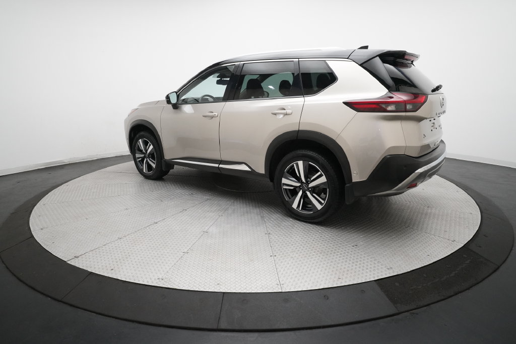 Used 2021 Nissan Rogue Platinum AWD/4WD image 31