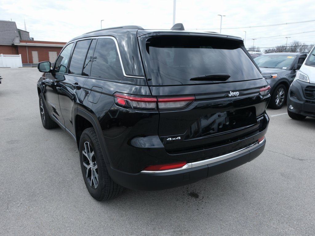 Used 2024 Jeep Grand Cherokee Limited image 5