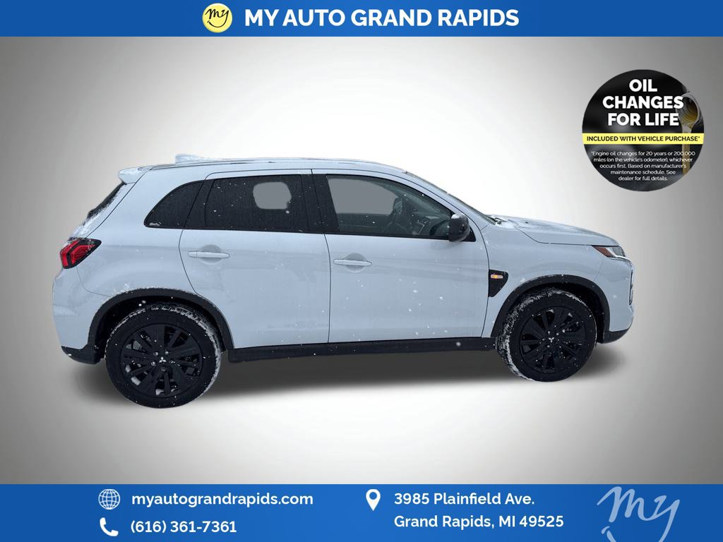 Used 2025 Mitsubishi Outlander Sport LE AWD/4WD image 8