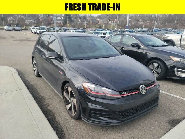 Used 2018 Volkswagen GTI SE image 1