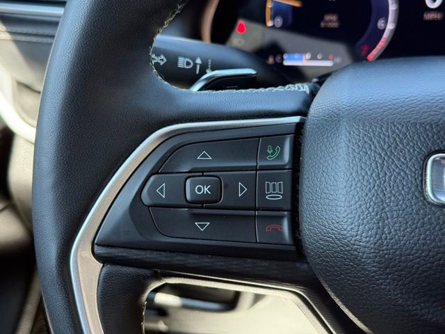 Used 2024 Jeep Grand Cherokee Altitude AWD/4WD image 41