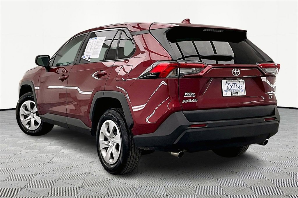 Used 2024 Toyota RAV4 LE image 13