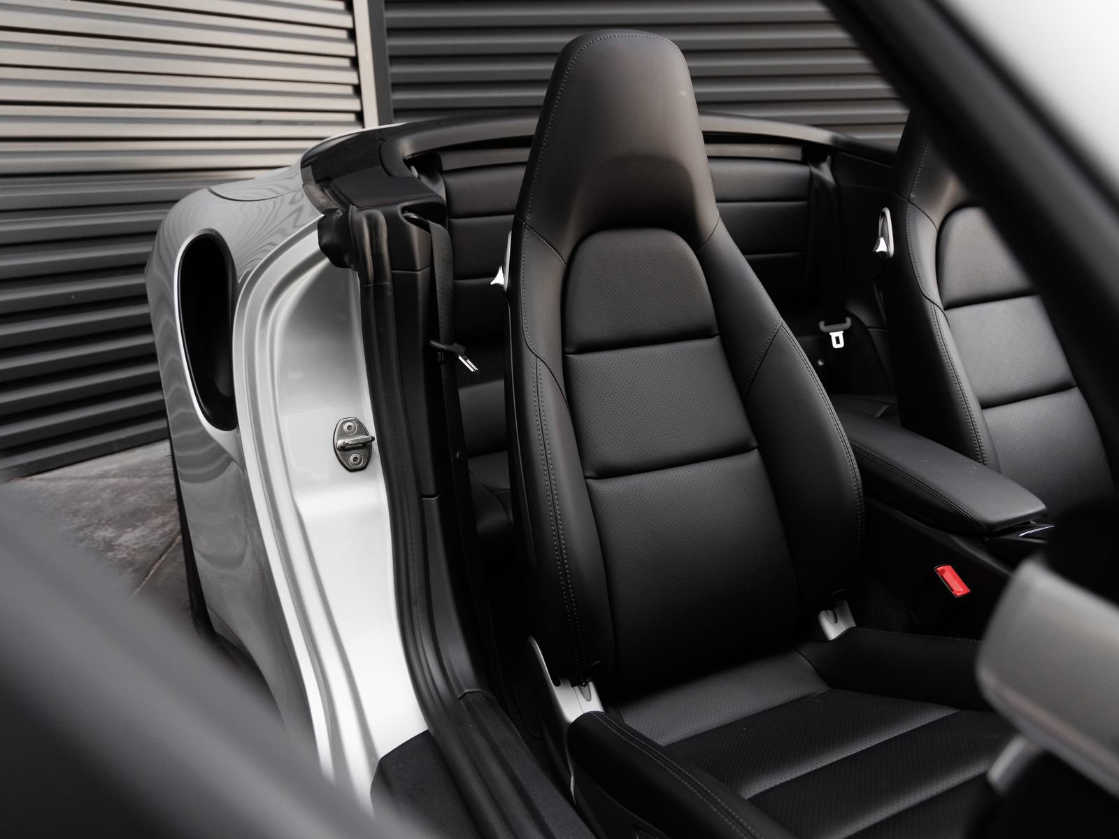 Certified 2017 Porsche 911 Turbo AWD/4WD image 33