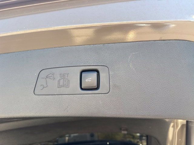 Used 2025 Lincoln Corsair Reserve FWD image 25