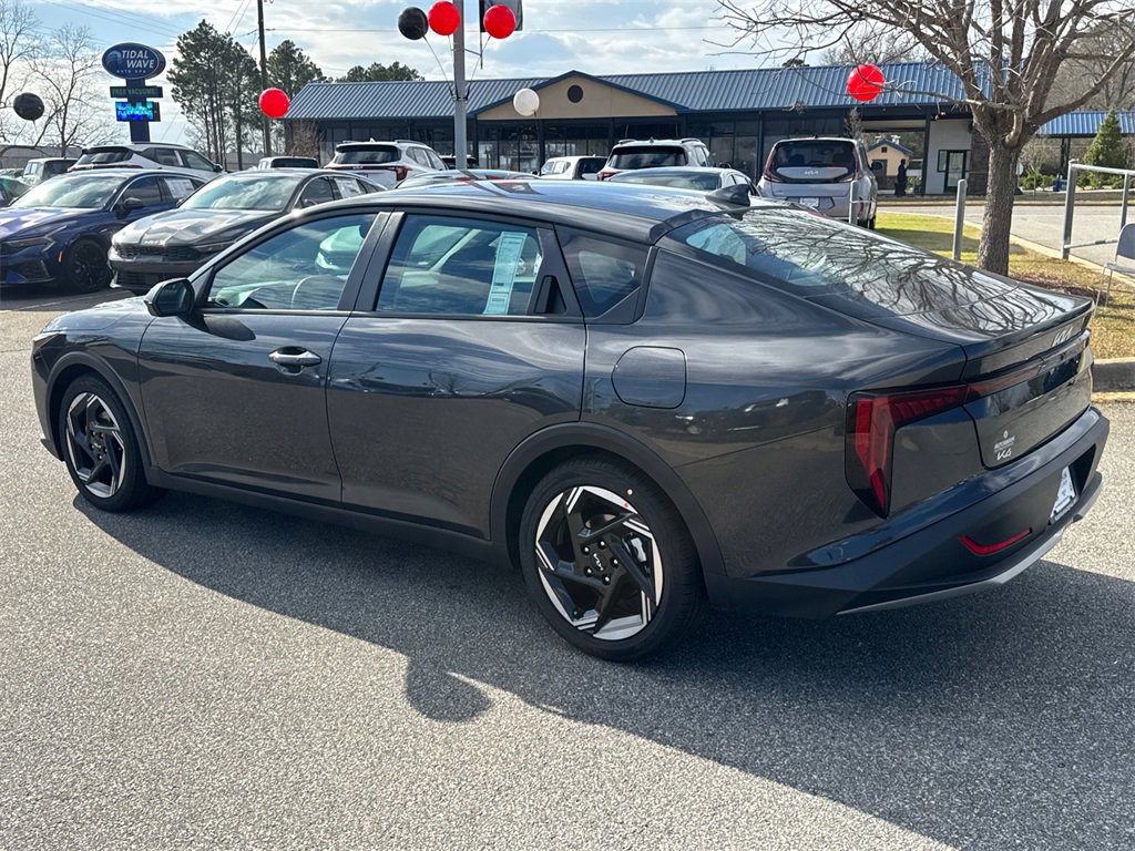 New 2025 Kia K4 EX image 5