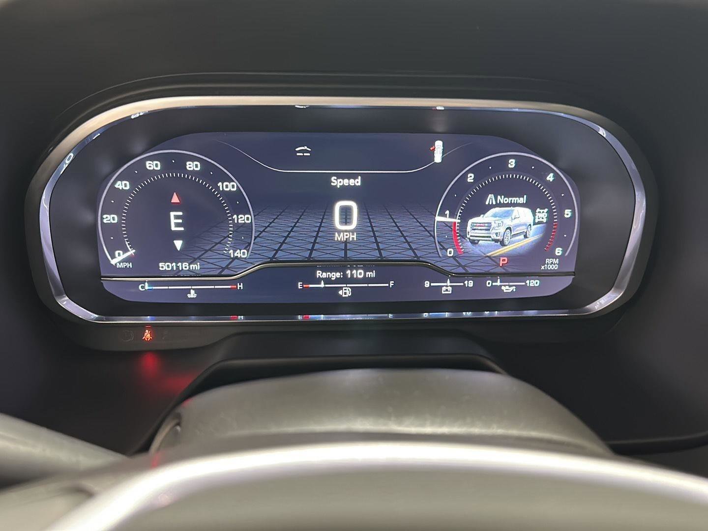 Used 2023 GMC Yukon SLT w/ SLT Luxury Package image 11