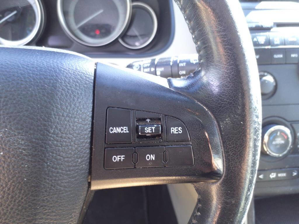 Used 2011 MAZDA CX-9 Touring image 16