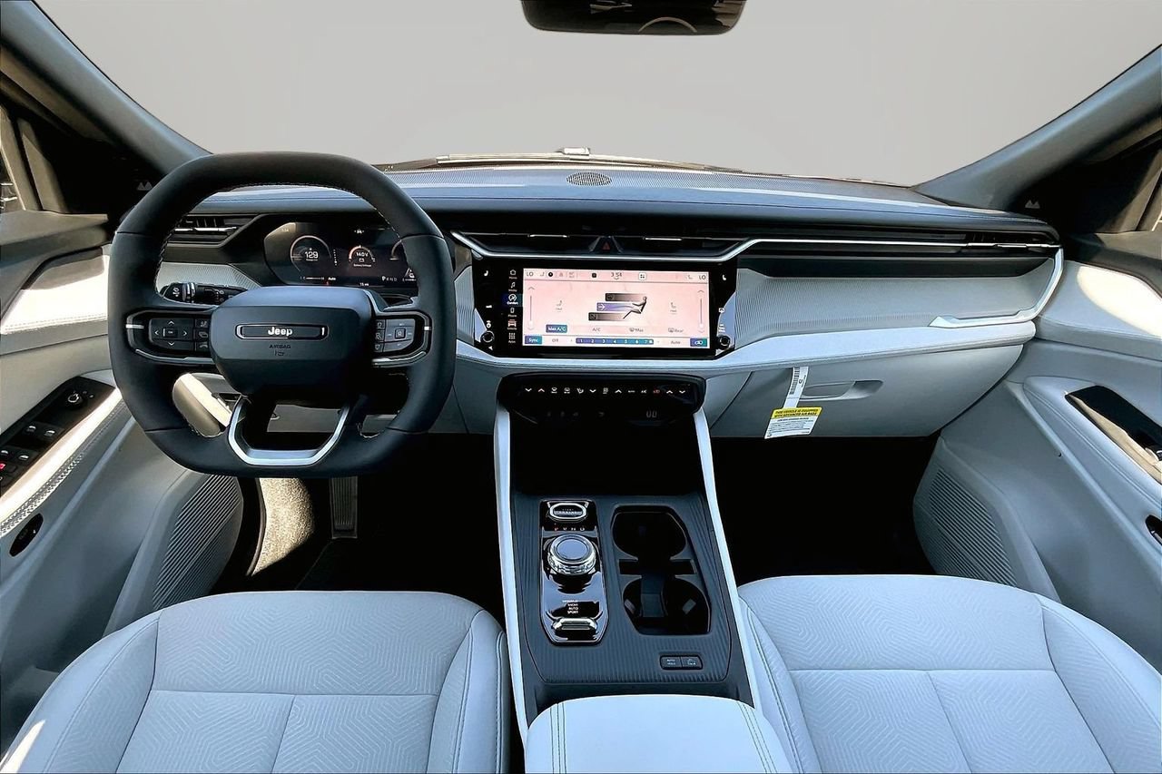 New 2026 Jeep Cherokee Laredo AWD/4WD image 9