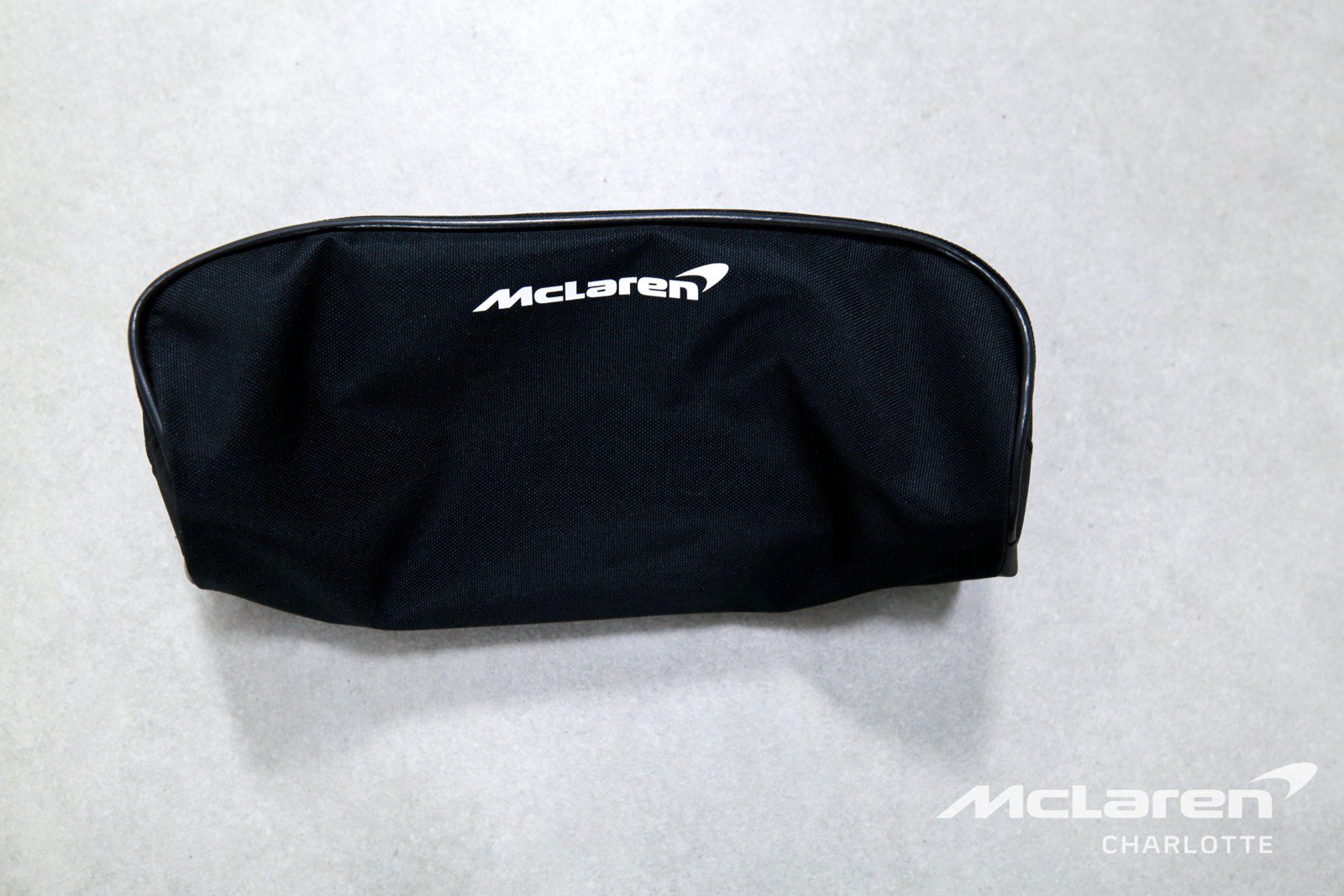 Used 2025 McLaren Artura RWD image 20