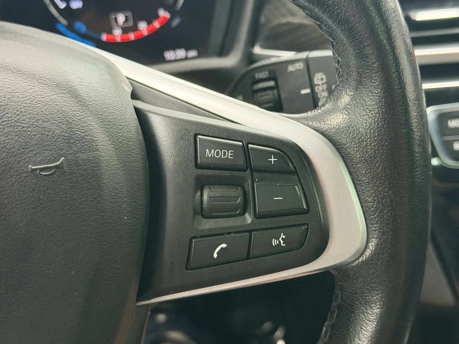 Used 2018 BMW X2 sDrive28i w/ Convenience Package FWD image 27