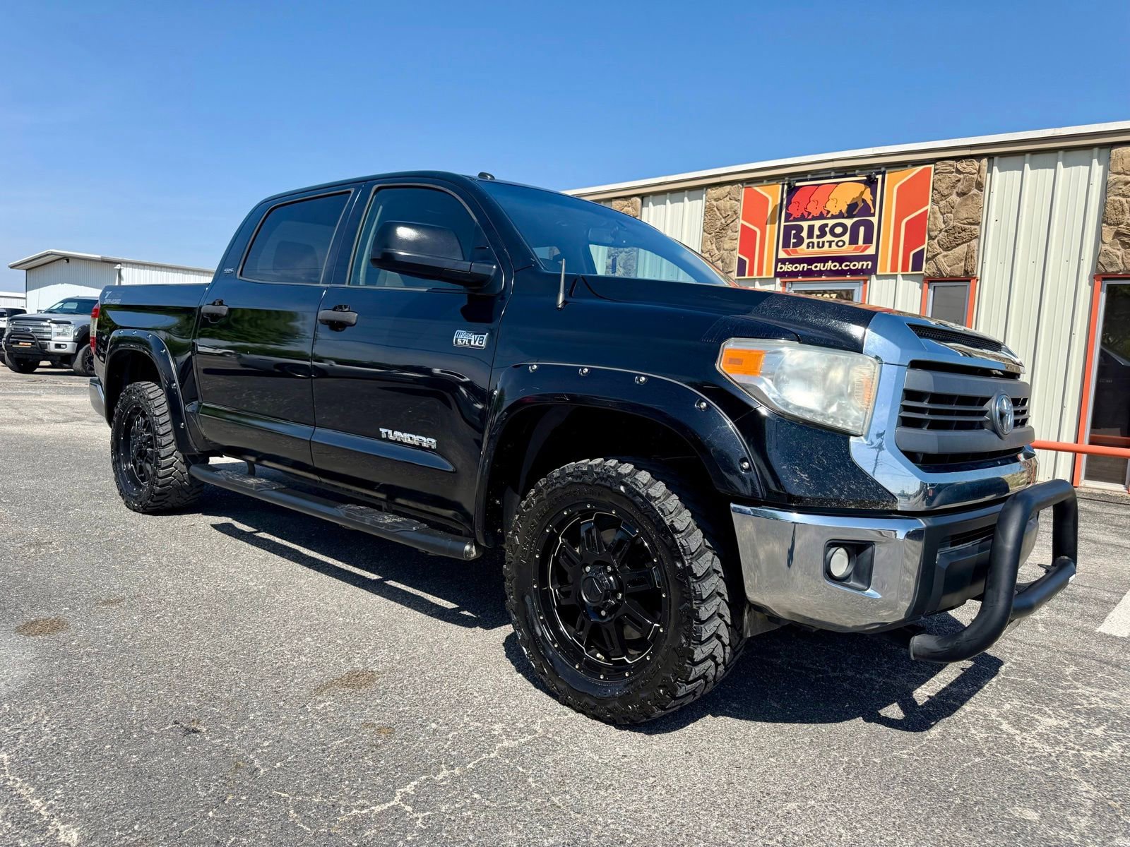 Used 2015 Toyota Tundra SR5 w/ SR5 Upgrade Package