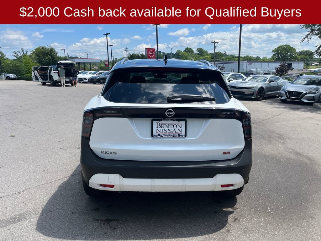 New 2026 Nissan Kicks SR FWD image 8