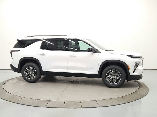 New 2026 Chevrolet Traverse LT w/ Driver Confidence Package FWD image 8