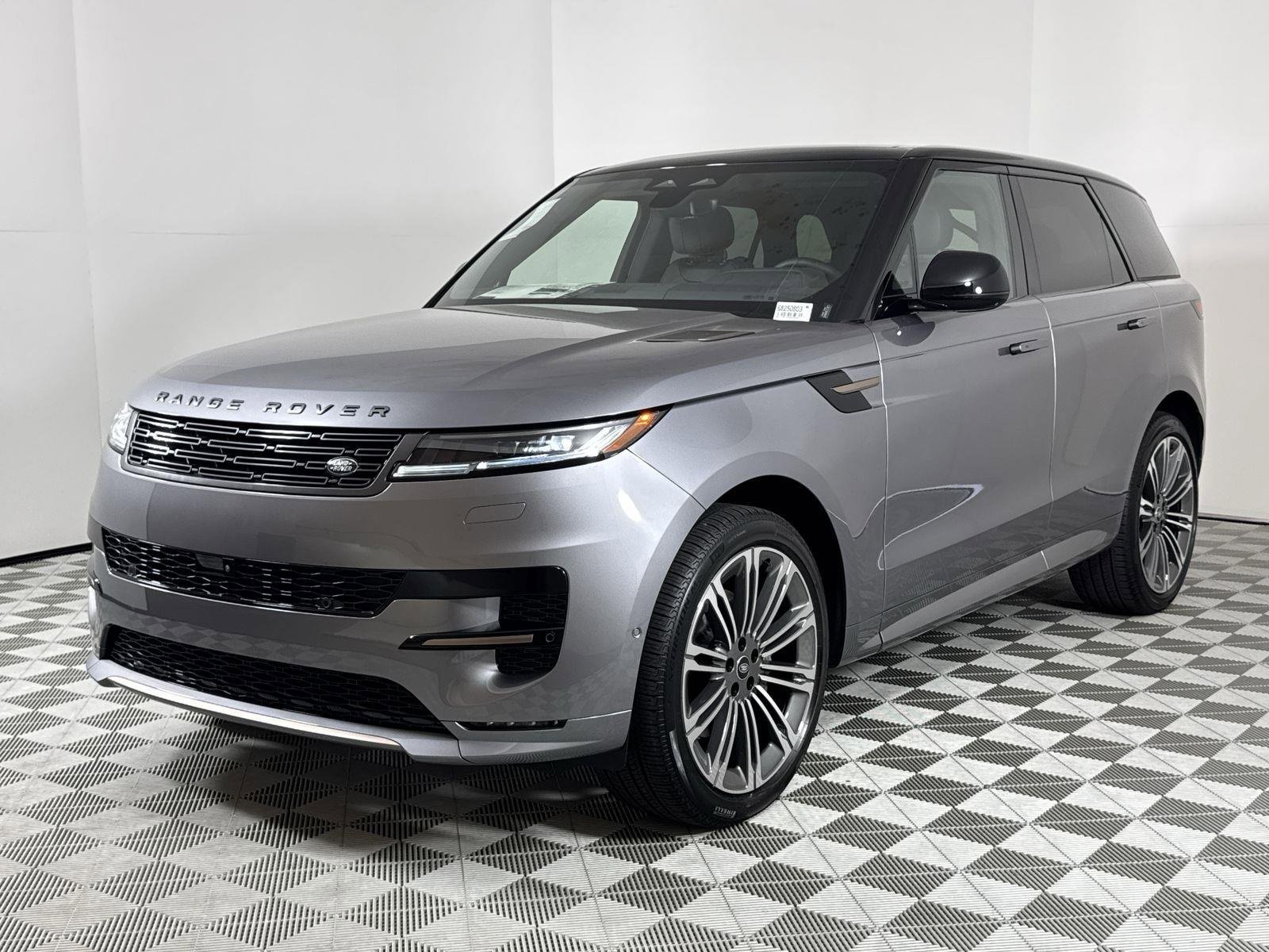 New 2025 Land Rover Range Rover Sport Dynamic SE