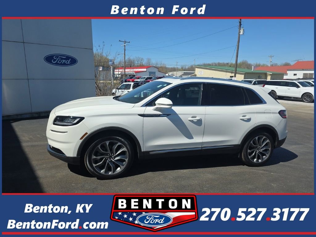 Used 2023 Lincoln Nautilus Reserve w/ Luxury Package image 1