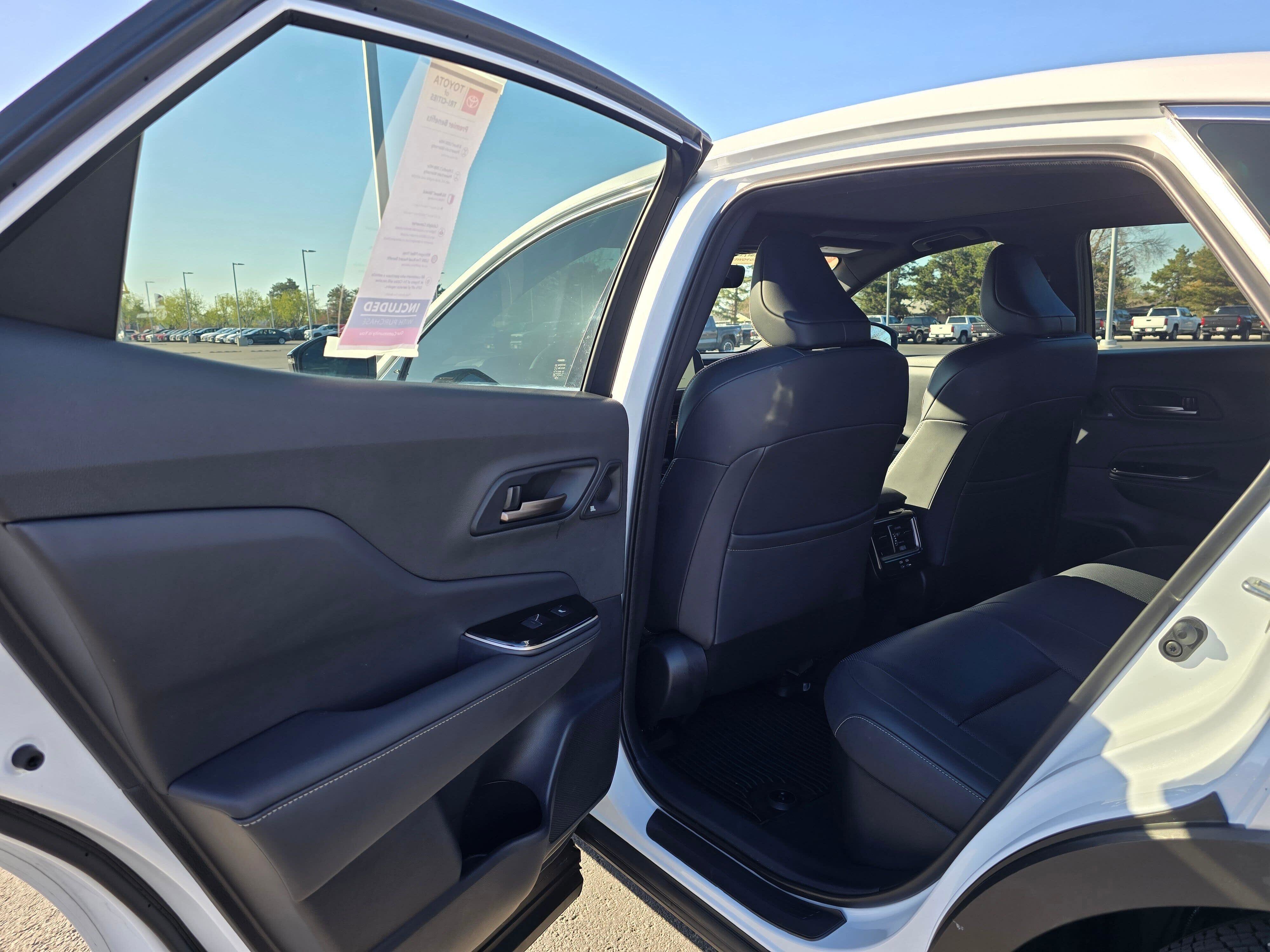 Used 2026 Toyota Crown Platinum image 16