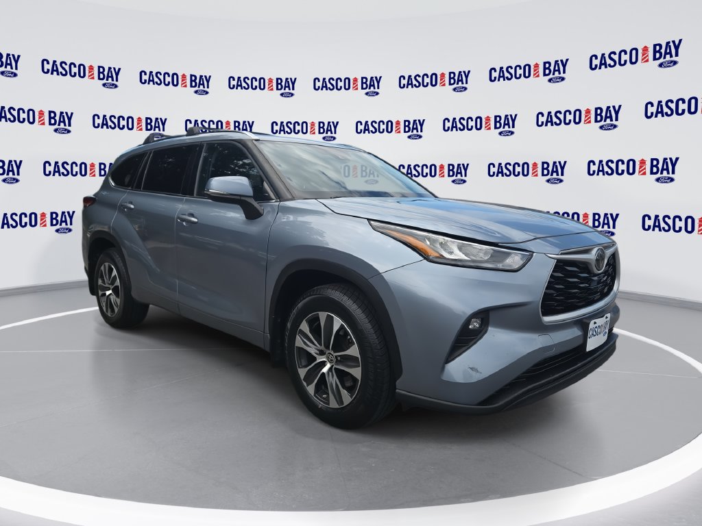 Used 2020 Toyota Highlander XLE